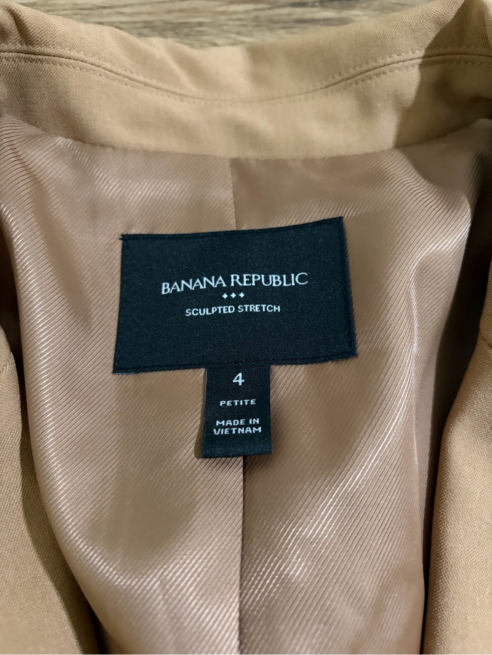 NWOT Banana Republic Factory Sculpted Blazer- size Petite 4 - Picture 4 of 7